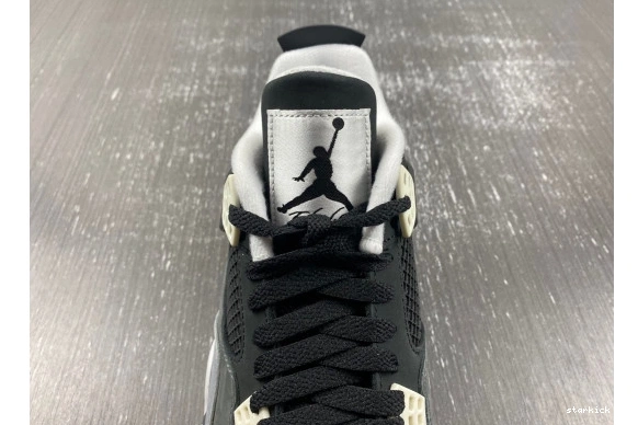 626969-030  Retro Jordan 4 Fear 626969-030 Pack 1110